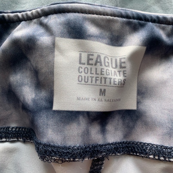 Penn State Tie-Dye Leggings - Picture 4 of 4